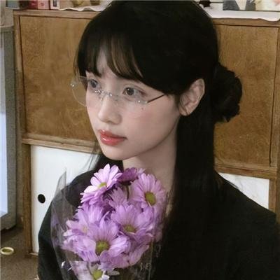 卿何薄命